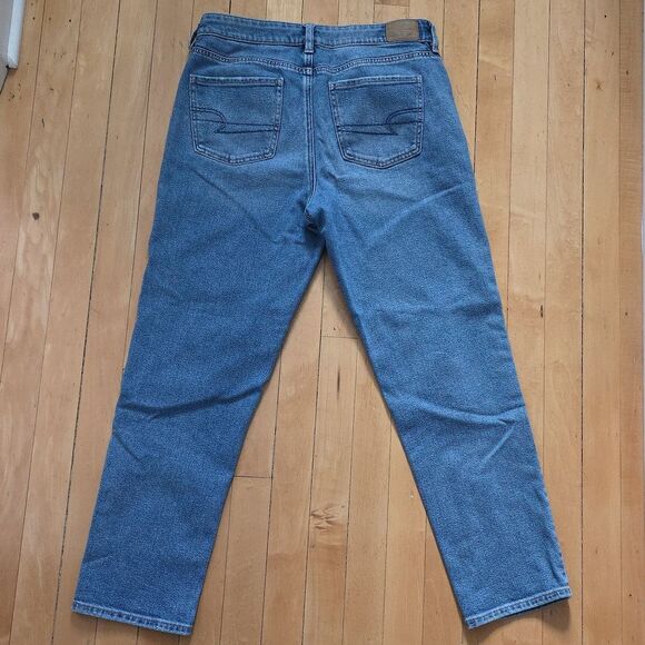American Eagle Tomgirl Button Fly Cropped Jeans Size 8 - Picture 3 of 10
